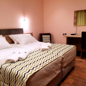 Room-Deluxe01-Img01